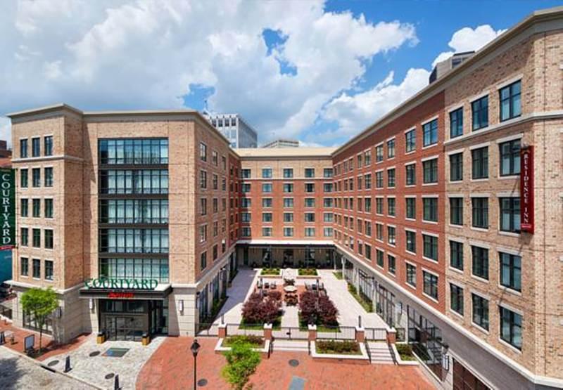 Courtyard By Marriott Richmond Downtown Hotel Exterior photo